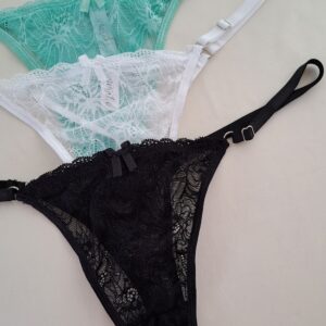 Colaless regulable de puntilla Pack x3